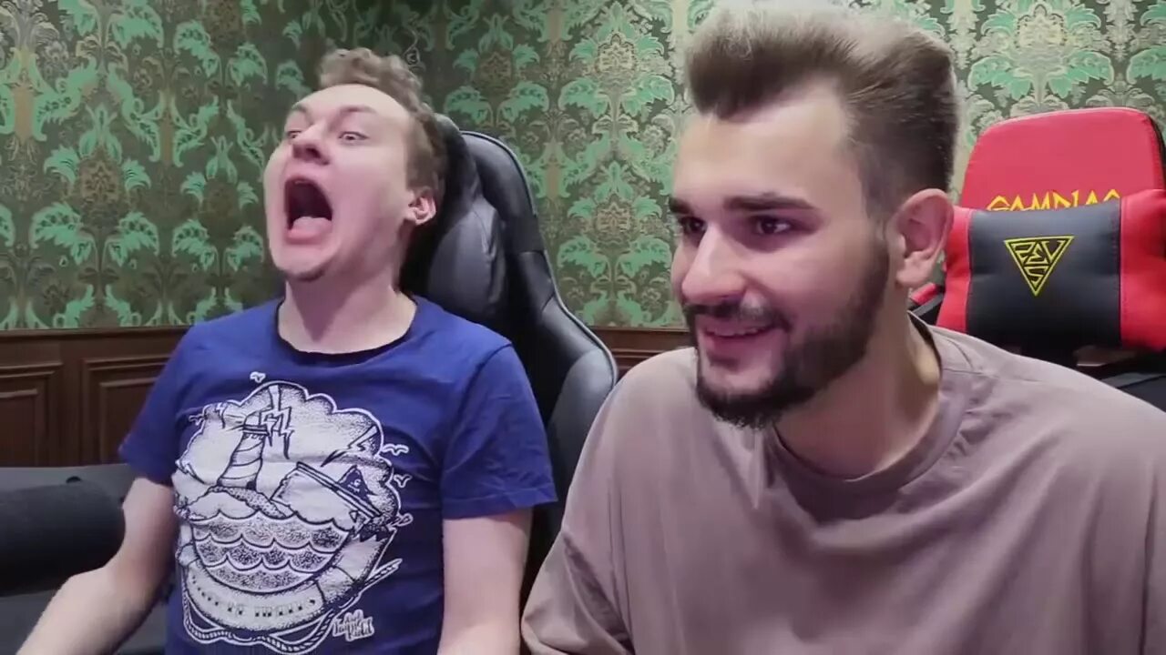 Юлик пародия. Юлик. Юлик и ницца. Юлик пародия на бутылочку. Мейби бейби юлик.