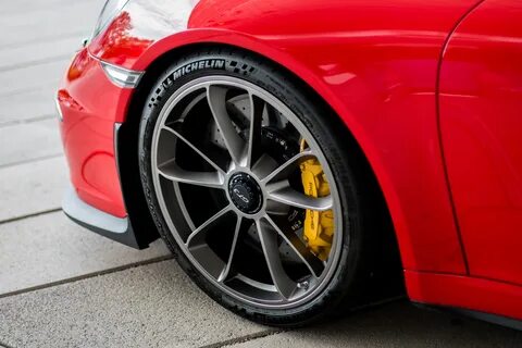 Vehicle wheels