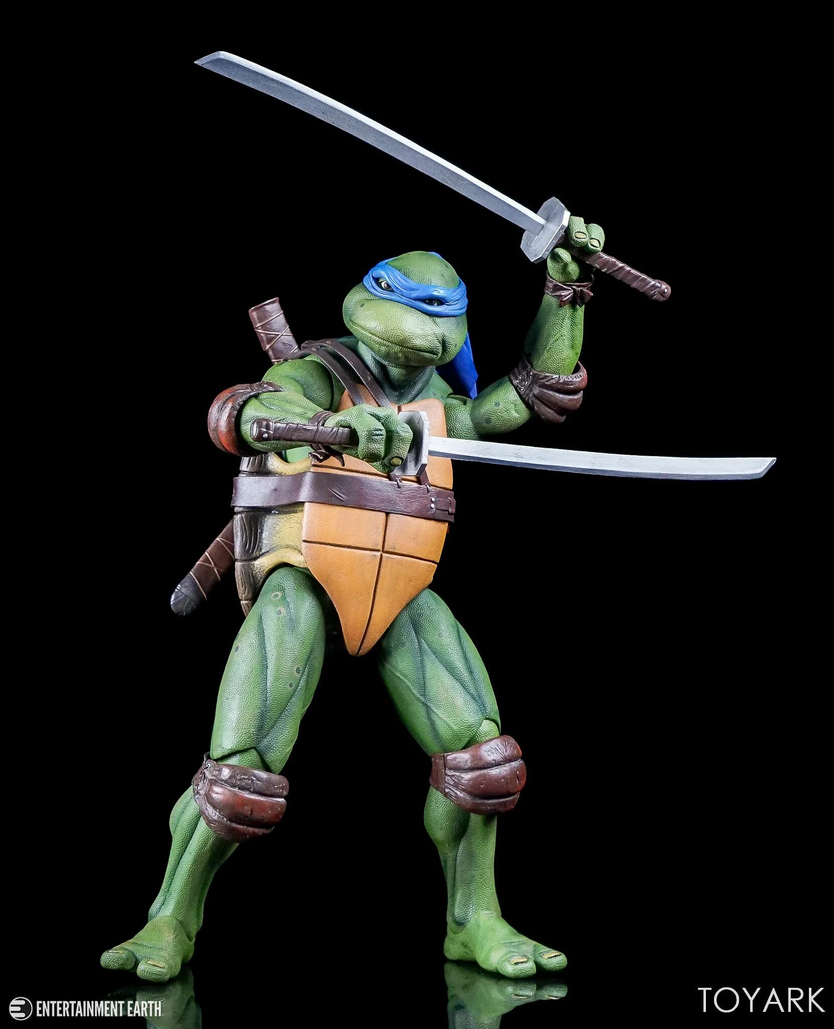 Neca tmnt. Черепашки ниндзя NECA 1990 Leonardo. NECA TMNT Leo. Леонардо TMNT 1990. Леонардо TMNT NECA.