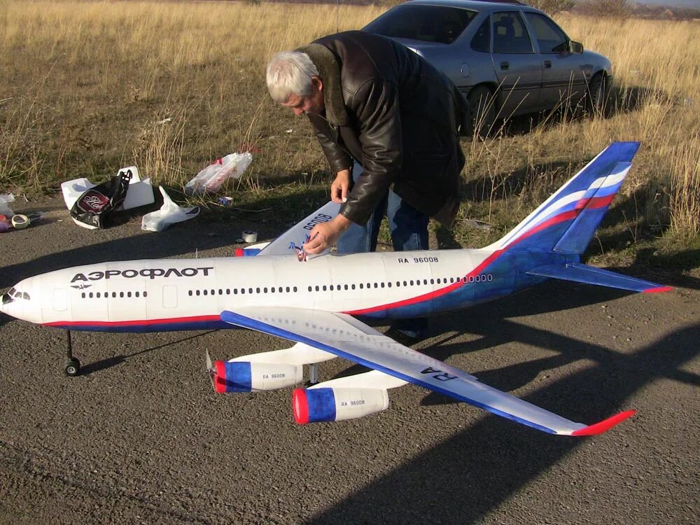 Как сделать настоящий самолет. Радиоуправляемый самолет boeing 737. радиоуправляемая авиамодель боинг 737. боинг 737 радиоуправляемый. самолеты на радиоуправлении боинг 737.