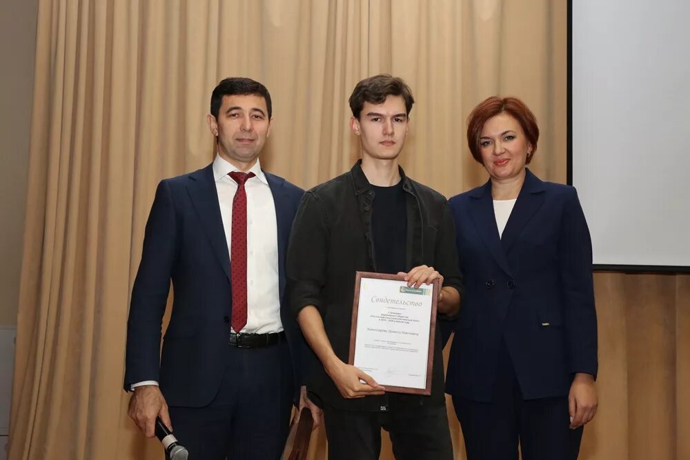 Ирек файзуллин министр строительства биография. Гау татарстан. Заместитель министра сельского хозяйства татарстана. Унжакова гау угэц рт. Агрономический университет казань.