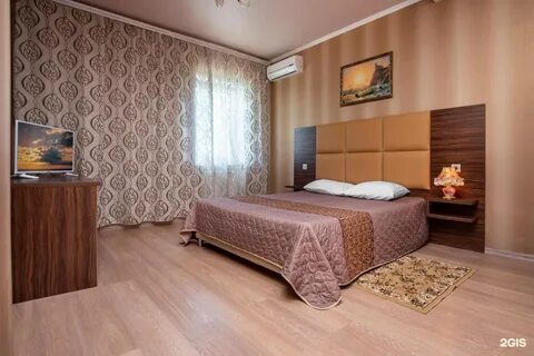 Рица холл