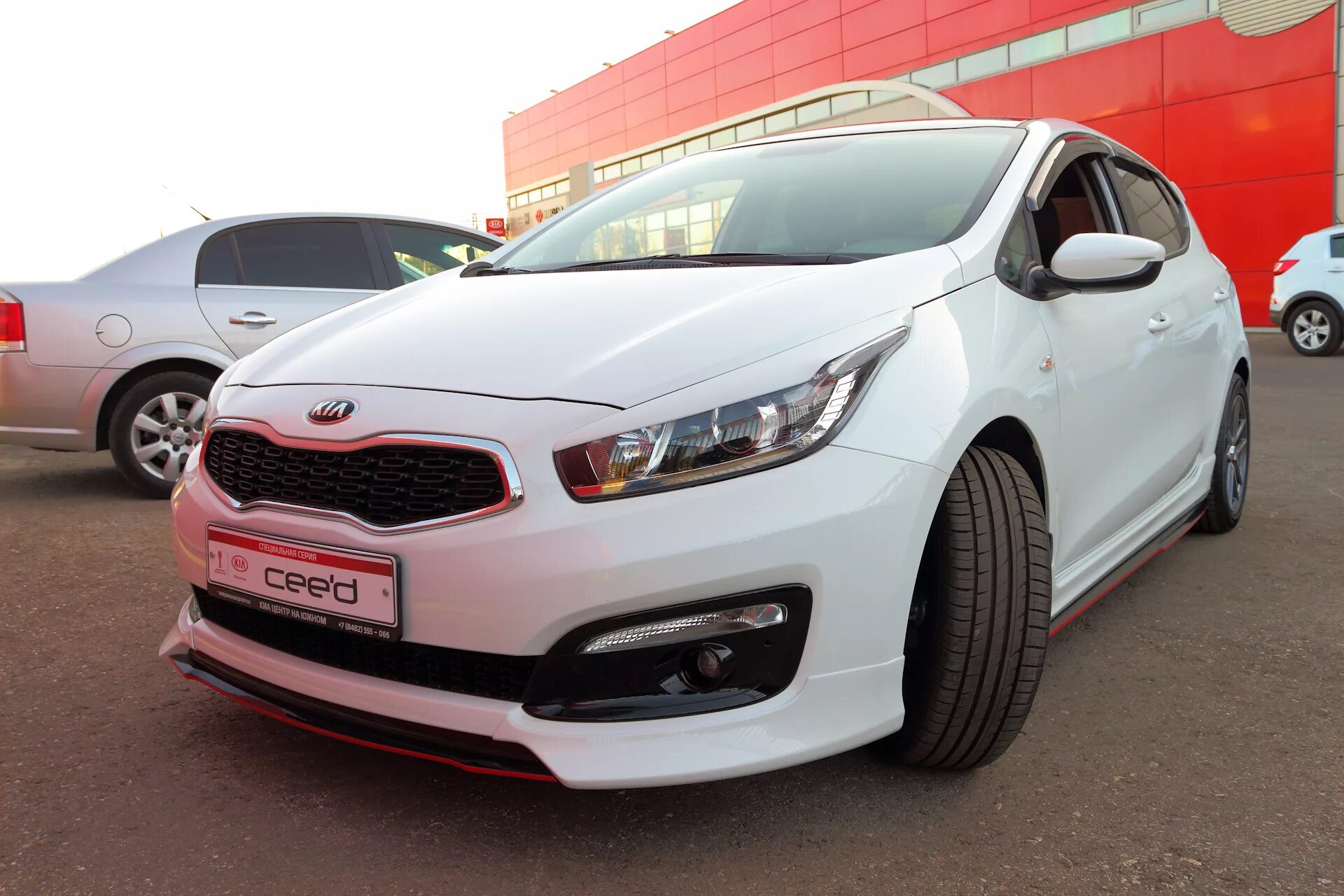 Бампер сид 2. Kia Ceed 2015-2018 бампер передний. Бампер на Kia Ceed JD. Бампер Kia Ceed JD 2018. Kia Cerato 2013 губа бампера.