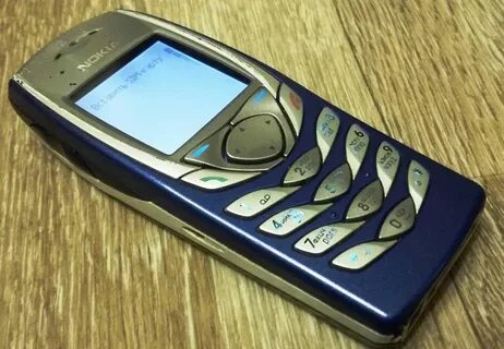Телефоны 2004