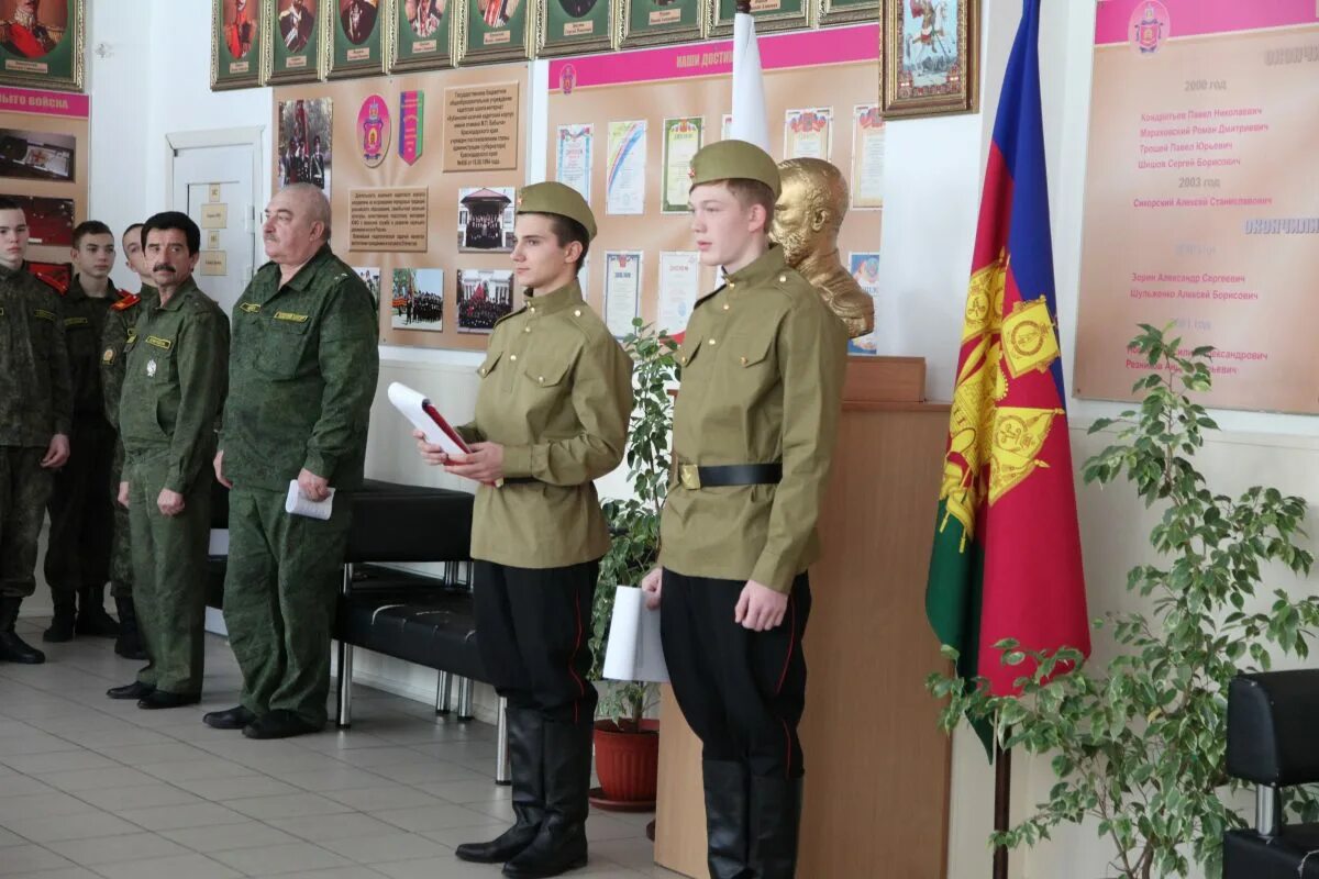 Месячник патриотического воспитания. Месячник оборонно массовой и военно патриотической работы 2022. Месячник военно патриотического воспитания в феврале 2023. Закрытие военно-патриотического месячника. Военный месячник в школе