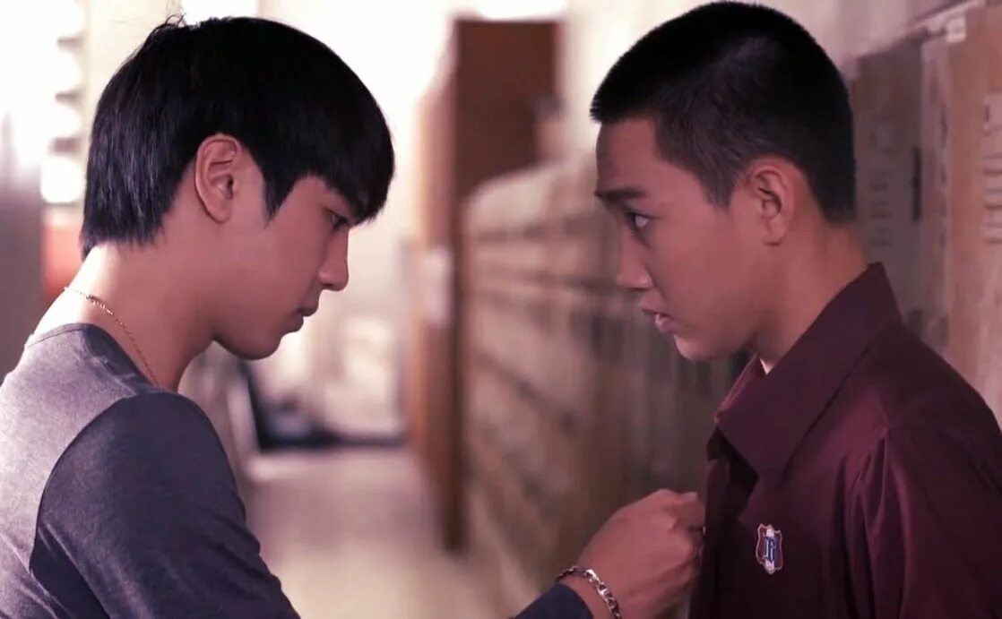 Цветная лихорадка дорама поцелуй. Лакорн лихорадка. Каптан чонлатон конгинён. Цветная лихорадка дорама 2021. Цветовая лихорадка дорама.