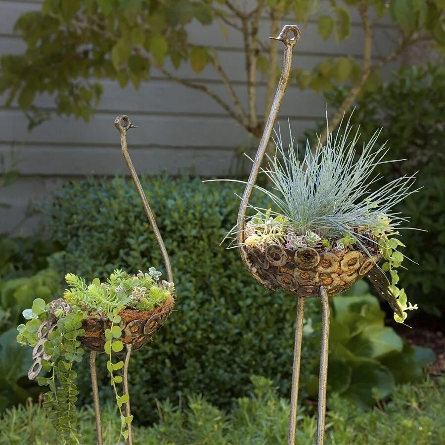 Оригинальные идеи для сада своими руками. Декор дачного участка. Цветы на даче. Декор для сада и огорода. Декор сада из подручных материалов.