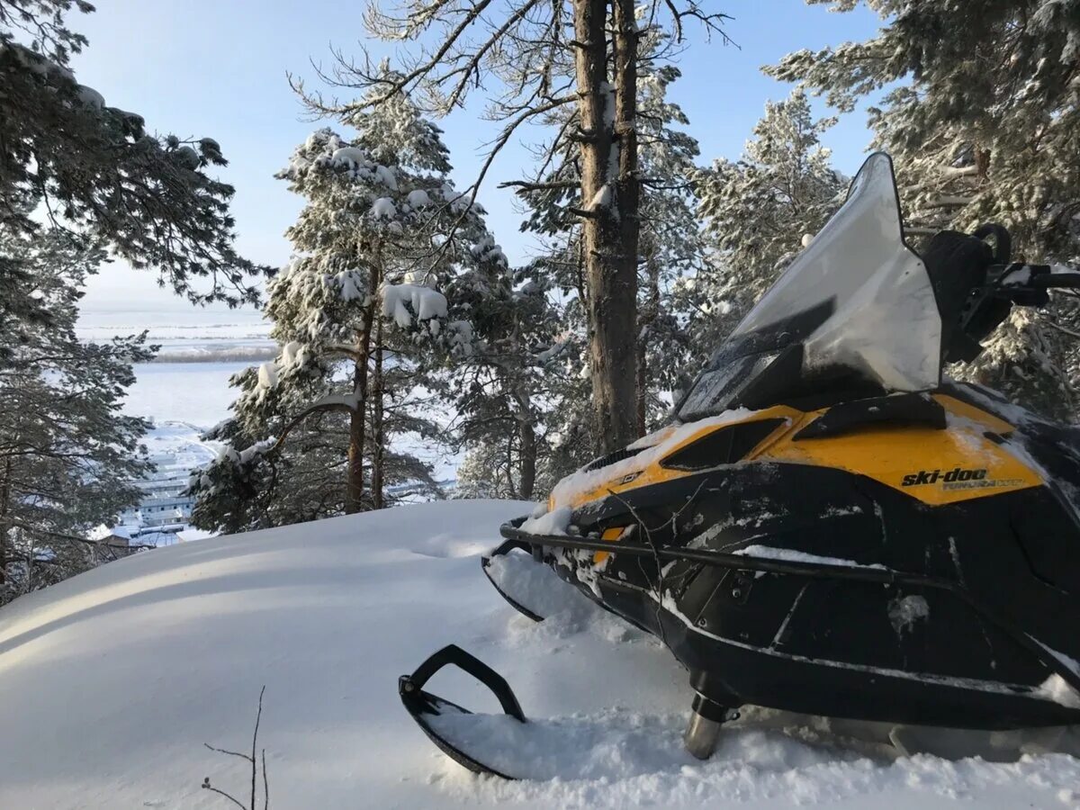 Буран 2010 фотосет. Бу снегоходов в хмао. Г советский хмао. Бу снегоходов в хмао. Брп линкс 2008.