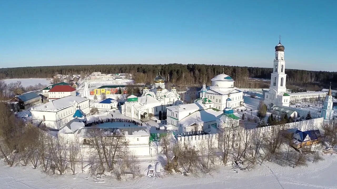 Президент Татарстана посетил Раифский Богородицкий мужской монастырь Новости Каз