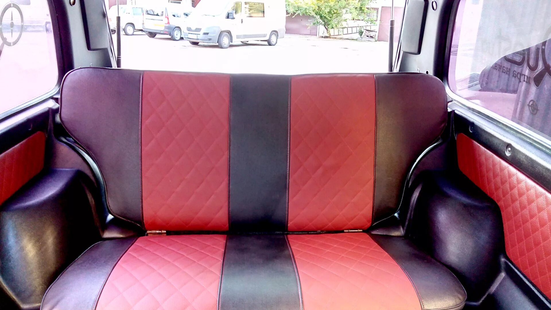 Обшивка салона нива 21213. Обивка салона ваз 2121. Салон эко_кожа нива 4х4. Салон ваз 2121 нива эко кожа ромб. Обшивка салона нива 2121.