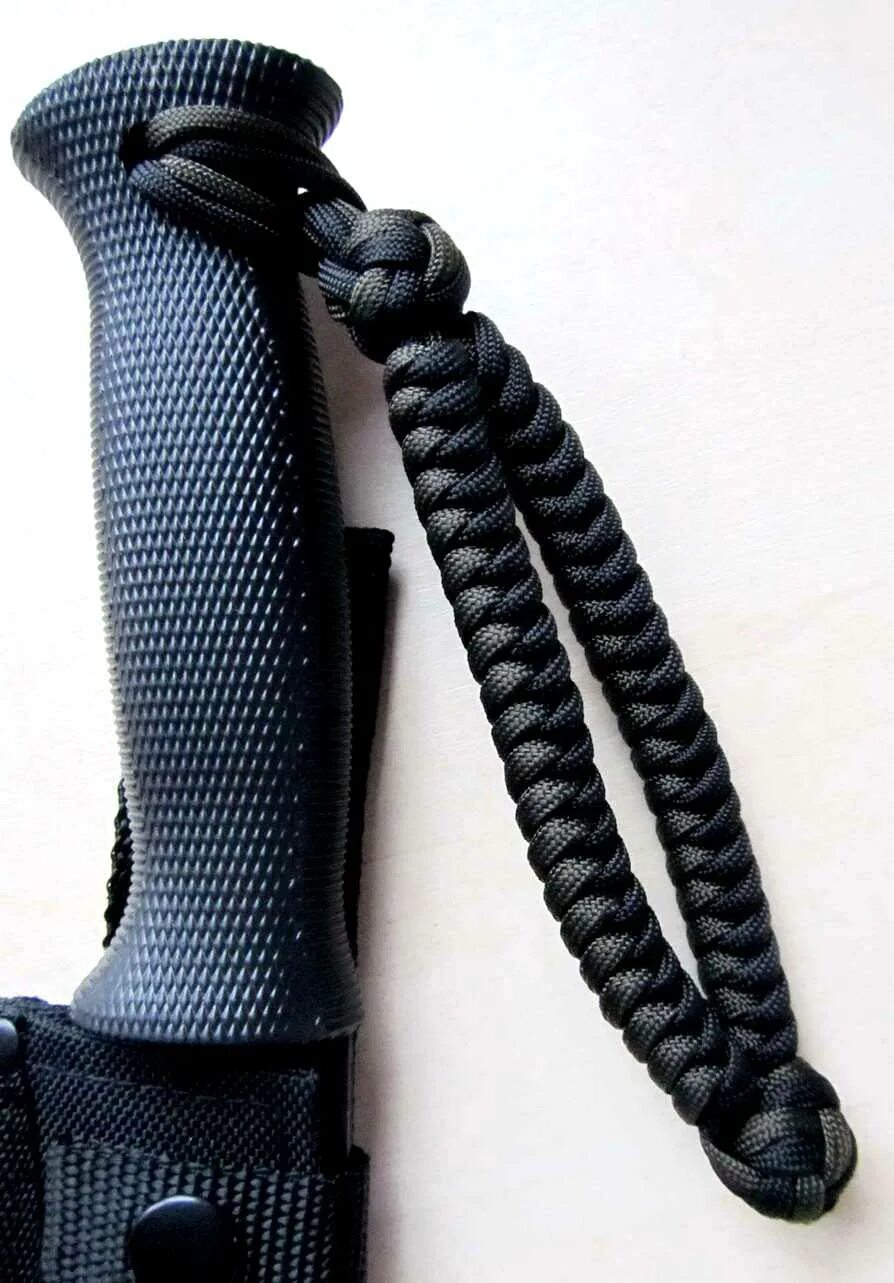 КАМАЗ темляк 2022. Cold Steel с темляком. Темляк из паракорда Paracord Wilson Tactical WT Schwarz/Orange 09wt006. Темляк для ножа Fox 130.