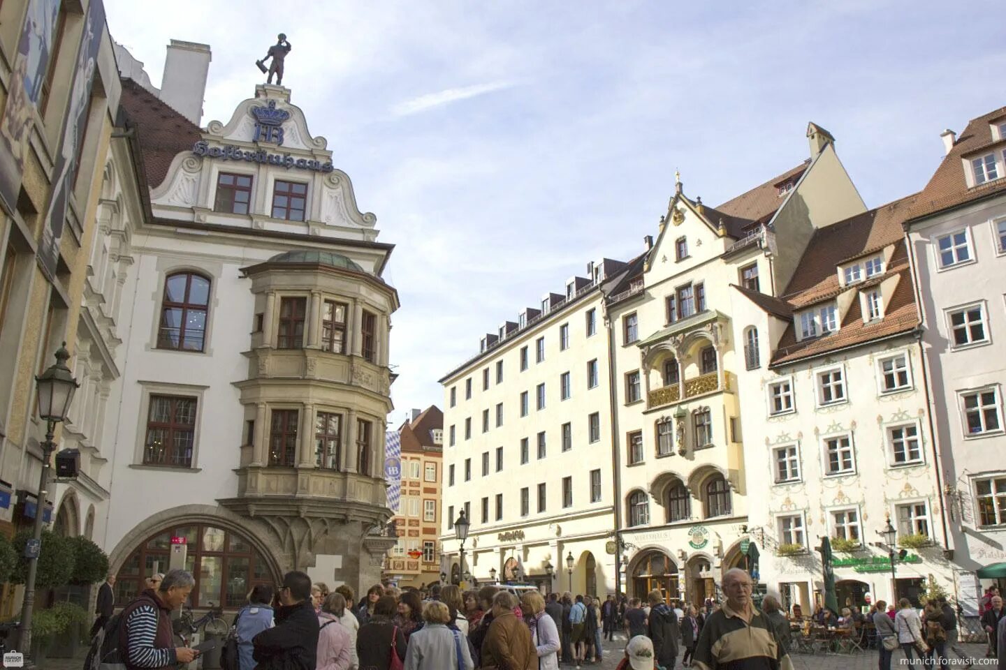 Мюнхен 9. Мюнхен фрауэнкирхе солнечные часы. Мюнхен комплекс pasing einzelgrundniss. Мюнхен 9. 2015.