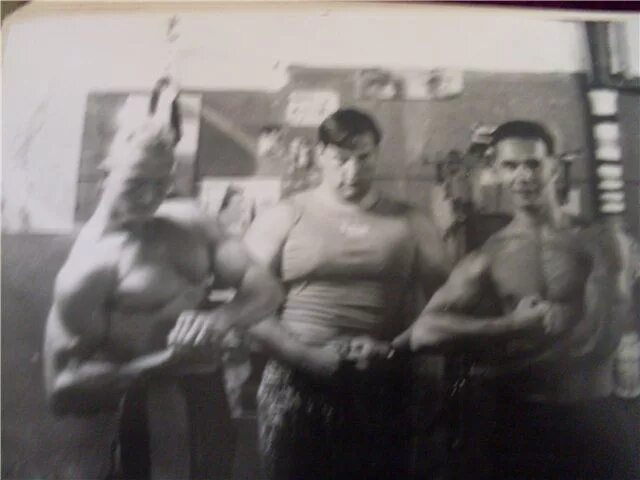 Любера качки ссср. Любера опг. Любера 90-х. Любера в 80 годы. Любера качалка.