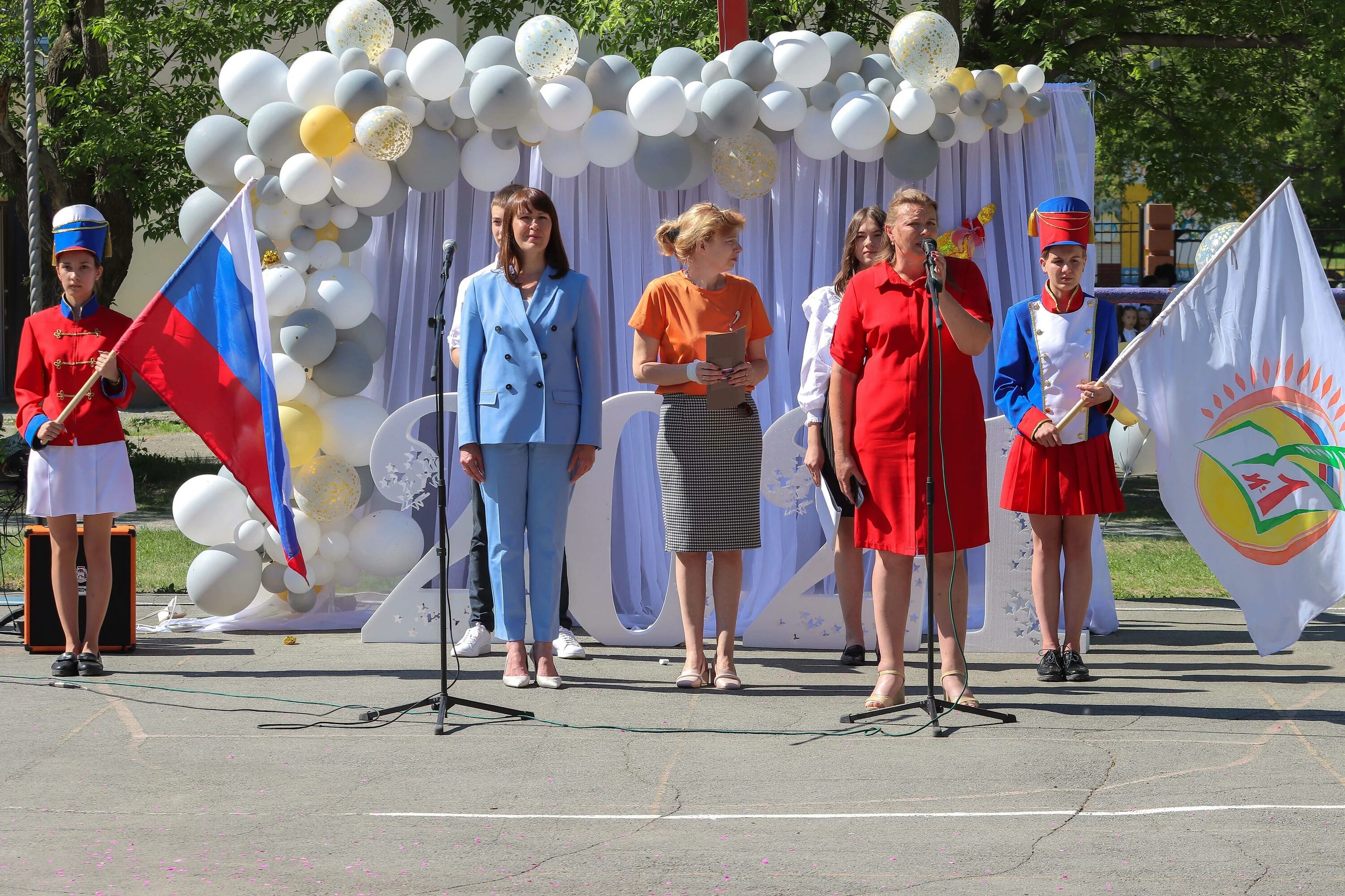 Школа 11 коркино. Школа 19 коркино. Очерская школа 3. Управление образования коркино. Сайт управления образования коркино.