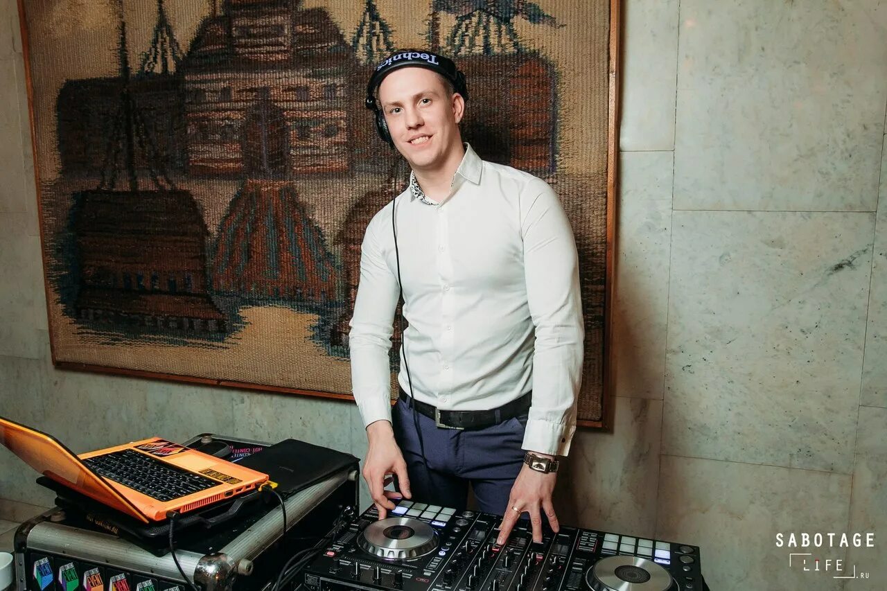 Dj tone. Диджей СПБ.