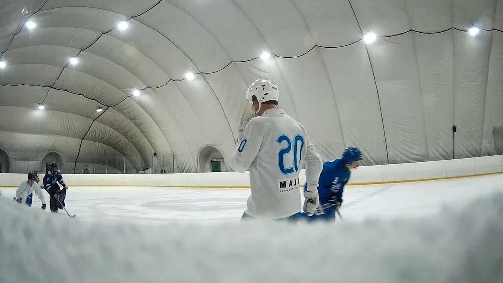 Через айс. Айс парк Рязанский проспект. Ледовый клуб "айс парк". Каток Ice Park. Айс парк Жуковский.