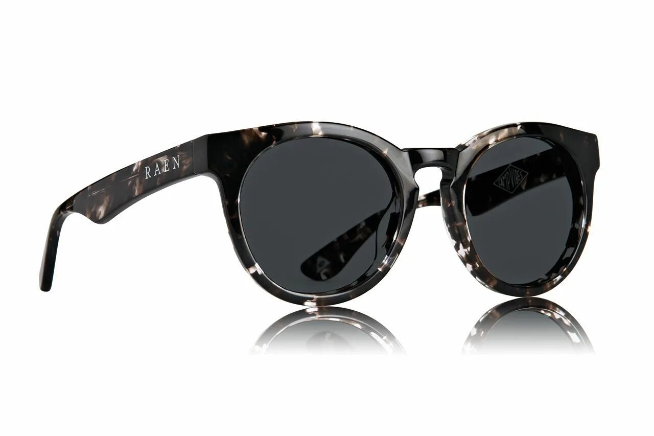 Коллекция солнцезащитных очков. Очки полер. Солнцезащитные очки Riviera collection. Очки фирмы полер турбо.