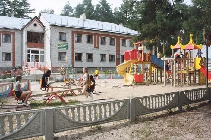 Лагерь золотой колос арзамасский. Золотой колос нижегородская область. Золотой колос арзамас. Лагерь золотой колос арзамасский. Лазурный лагерь нижегородская область комнаты.