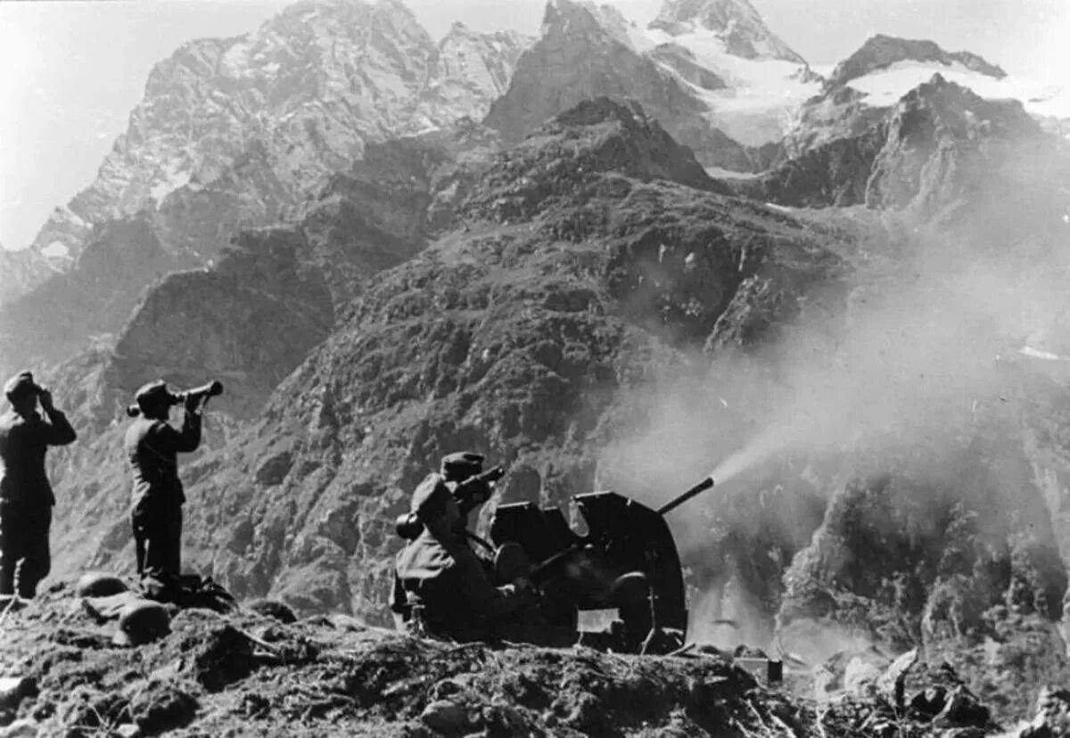 Война глазами художника johnny shumate. Битва за горн. Битва за кавказ 1943г. Битва за кавказ 1942-1943 операция эдельвейс. Такур гар 2002.