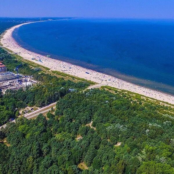 Балтийское море фото. Балтийское море гданьск. Курорты польши на балтийском море. Пляж балтийского моря в польше. Хель польша пляж.