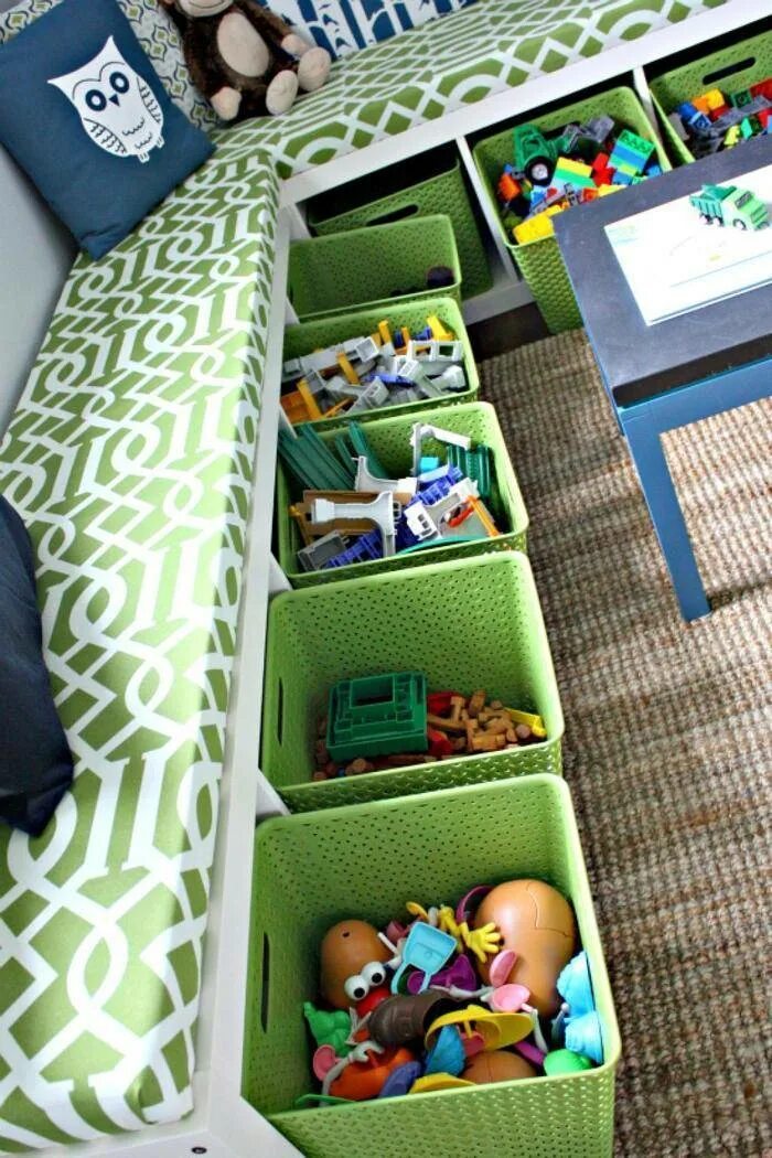 Как организовать ребенка дома. Идеи для хранения игрушек. Хранение игрушек в детской. Хранение игрушек в детской идеи. Организация пространства в детской.