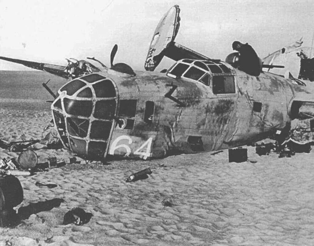 Самолет b-24. Б-24 либерейтор. Б-24 либерейтор. Самолет b-24. Consolidated b-24 liberator фото.