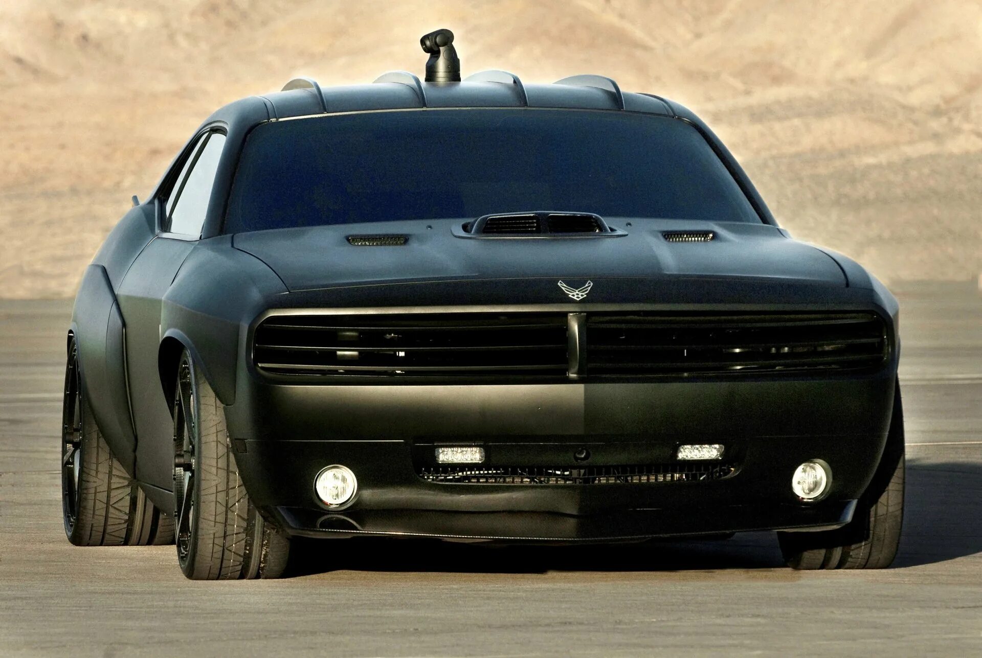 Тюнинговые Додж Челленджер. Dodge Challenger 2000. Додж Челленджер тюнингованный. Додж Челленджер черный тюнингованный. Машина фон для гачи