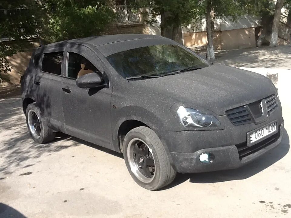 Матовый Кашкай j10. Nissan Qashqai матовый. Черный матовый Кашкай 2007. Ниссан Кашкай j10 в пленке.