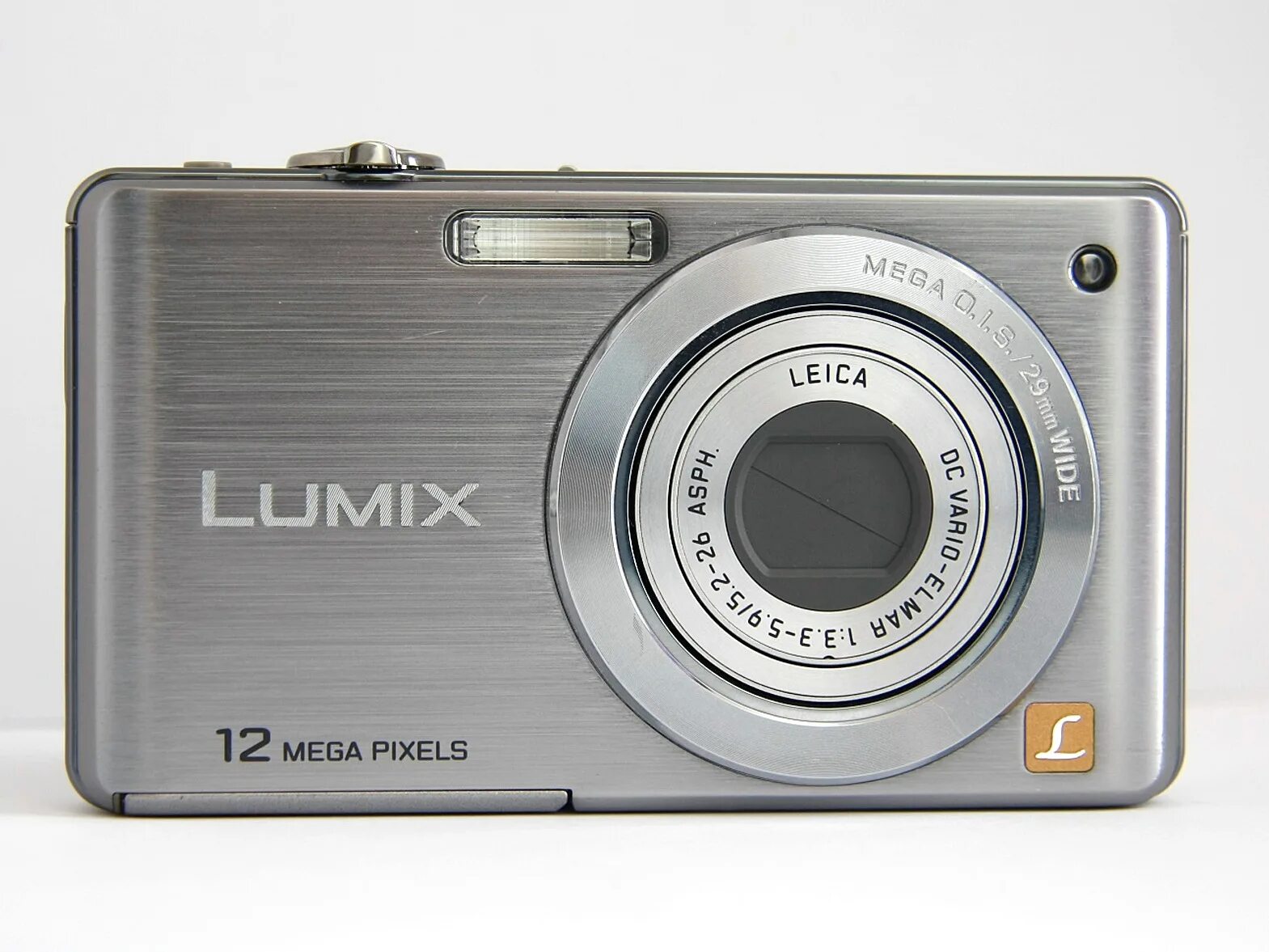 Panasonic lumix dmc купить. Фотоаппарат Lumix DMC fs11. Фотоаппарат Panasonic Lumix DMC-fs15. Фотоаппарат Lumix Panasonic FS 11. Фотоаппарат Panasonic Lumix, 14 Mega Pixels.