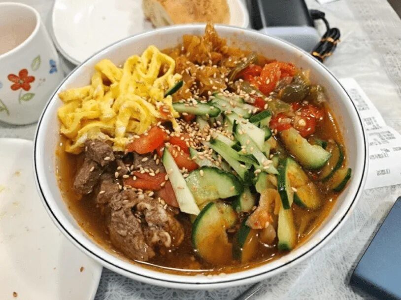 Рецепт кукси с мясом. Корейский суп кукси. кукси по-корейски. куксу или кукси. кукси по-корейски по кзылординский.