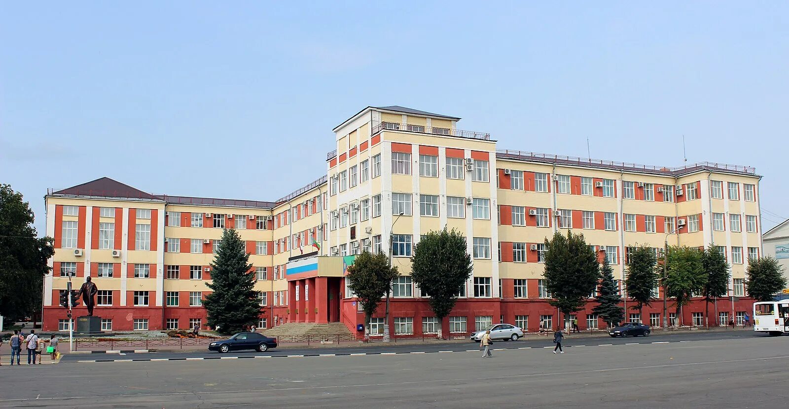 Сколько лет клинцам