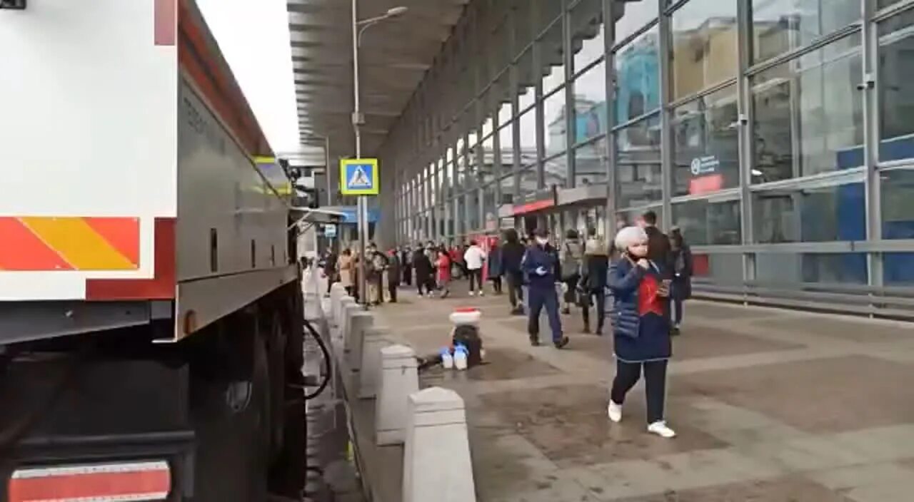 Курский вокзал сейчас. Курский вокзал сегодня фото. Взрыв на Курском вокзале. У Курского вокзала (к\ф кортик).