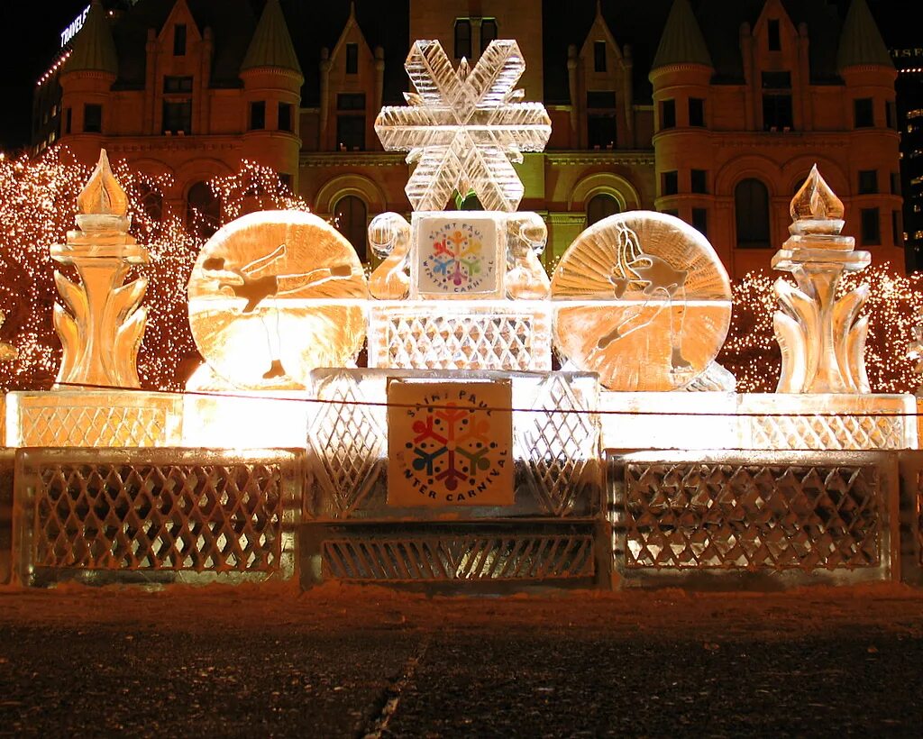 Зимний карнавал в штате миннесота. Квебек канада карнавал. Зимний карнавал в исландии. Карнавал в праге. Зимний карнавал.