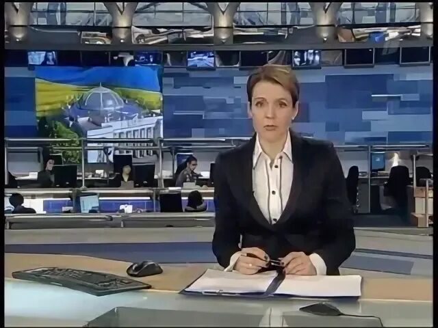 Первый канал 2008. Первый канал канал 2008. первый канал 2010. студия новостей первого канала 2010. первый канал 2009.