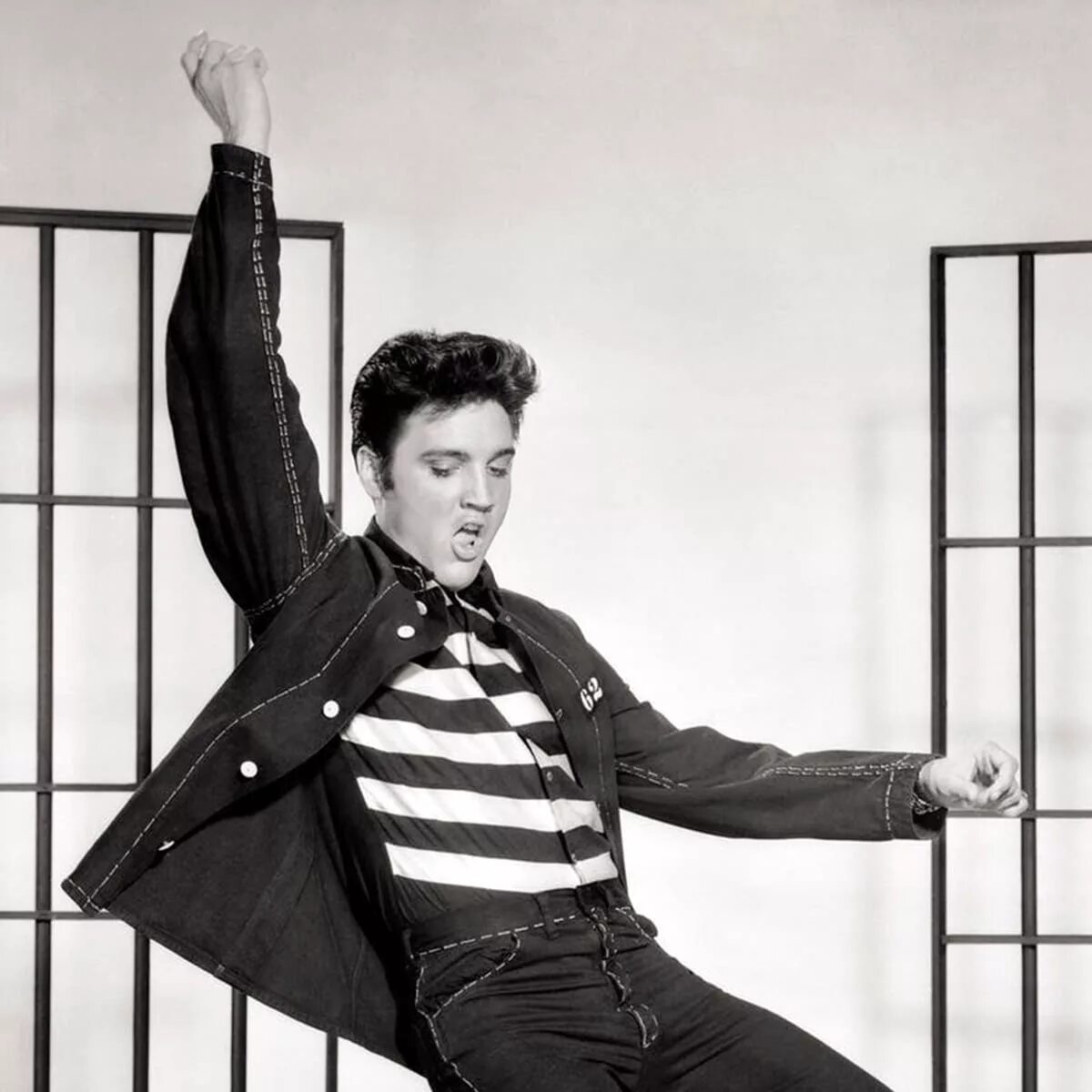 Элвис пресли виски. When was elvis presley born. Элвис пресли 1977. Элвис пресли фото. When was elvis presley born.