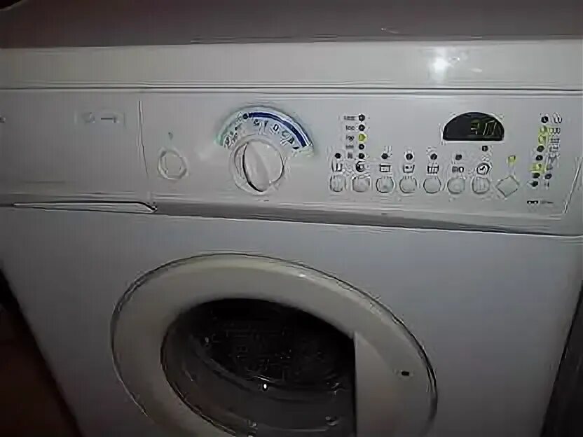 Electrolux EWS 1046. Стиральная машина Electrolux inspire EWS 10400w. Electrolux EWS 1046 подшипник. Подшипник для стиральной машины Electrolux EWS 1046. Электролюкс гудит