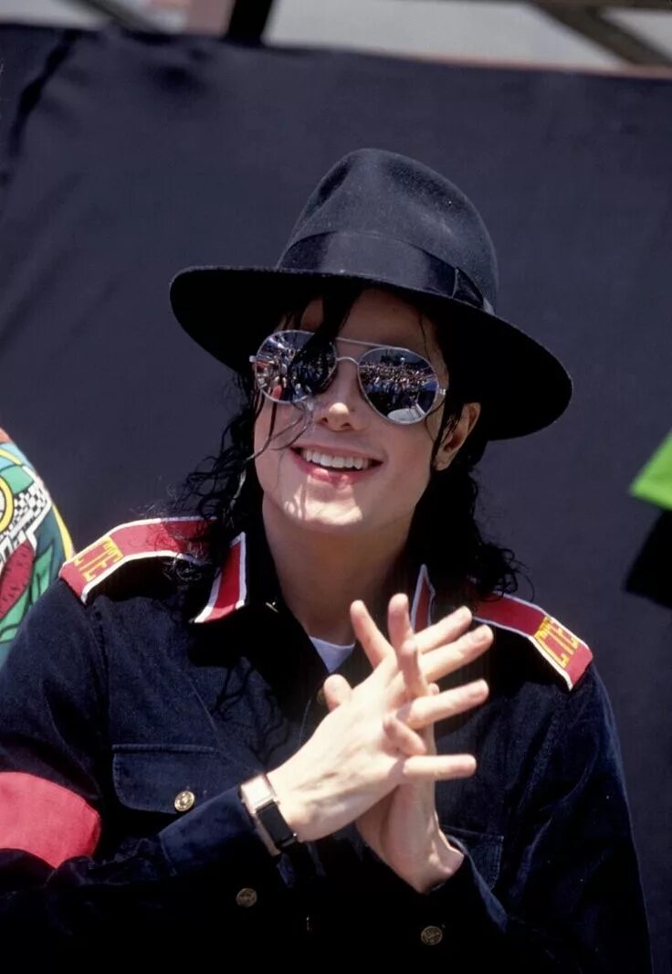 Michael Jackson - Divinity In Motion - YouTube