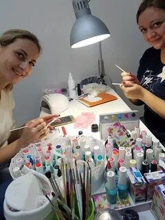 Какие предметы нужно сдавать маникюр