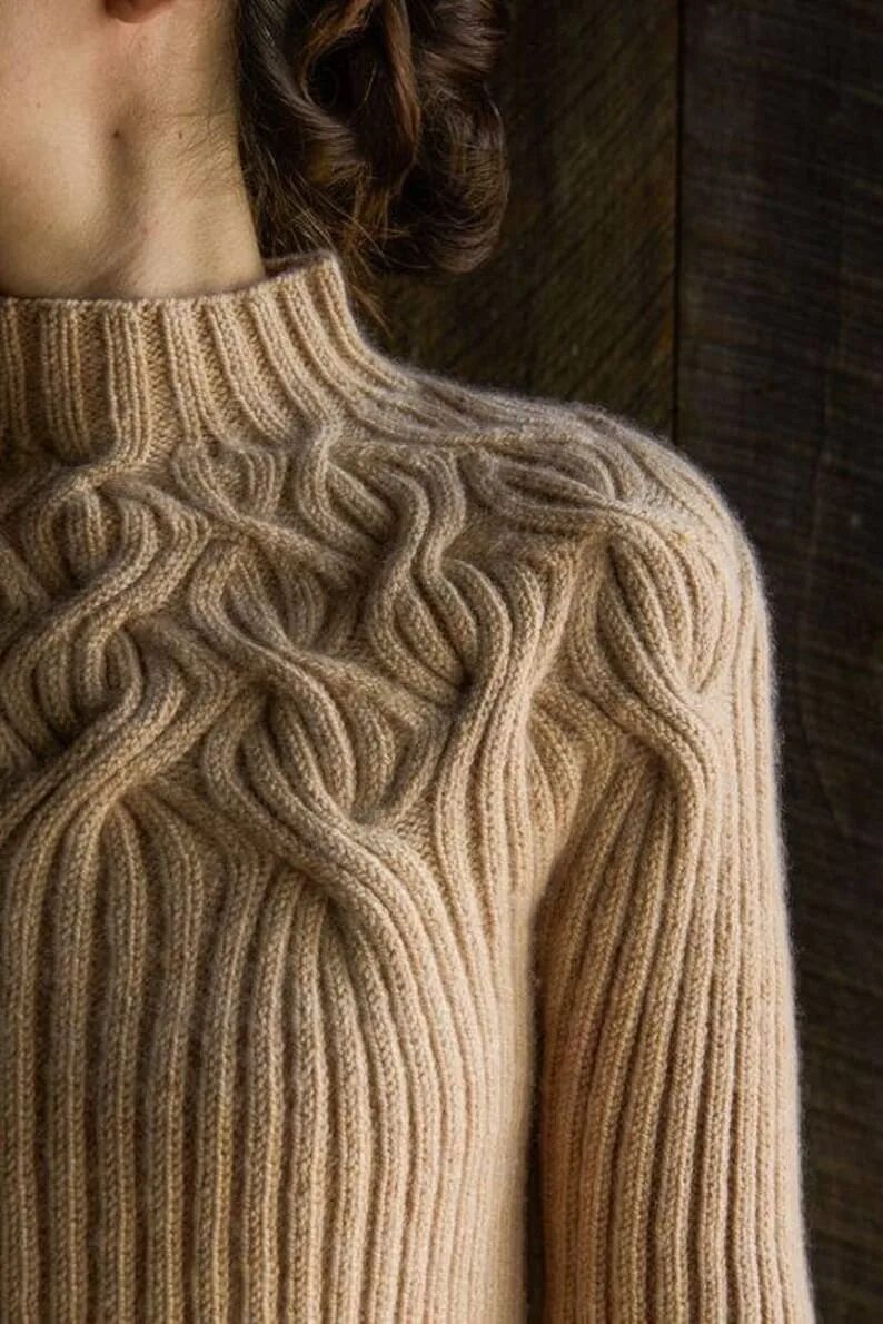 Красивые свитера. Свитер жгутами. Свитер жгутами. Свитер с косами женский. Вязаный свитер.