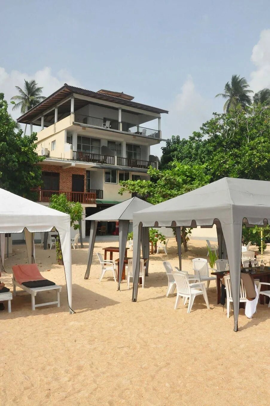 Wave Beach Resort Unawatuna. Wave Beach Resort 3 Унаватуна. Blue Sky Beach Resort 3 Шри-Ланка Унаватуна. Аралия Шри Ланка Унаватуна.