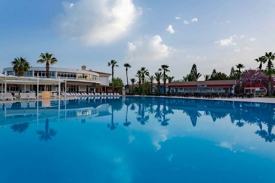Hotel photos and videos Euphoria Palm Beach HV-1. Рейтинг отелей и гостиниц мира