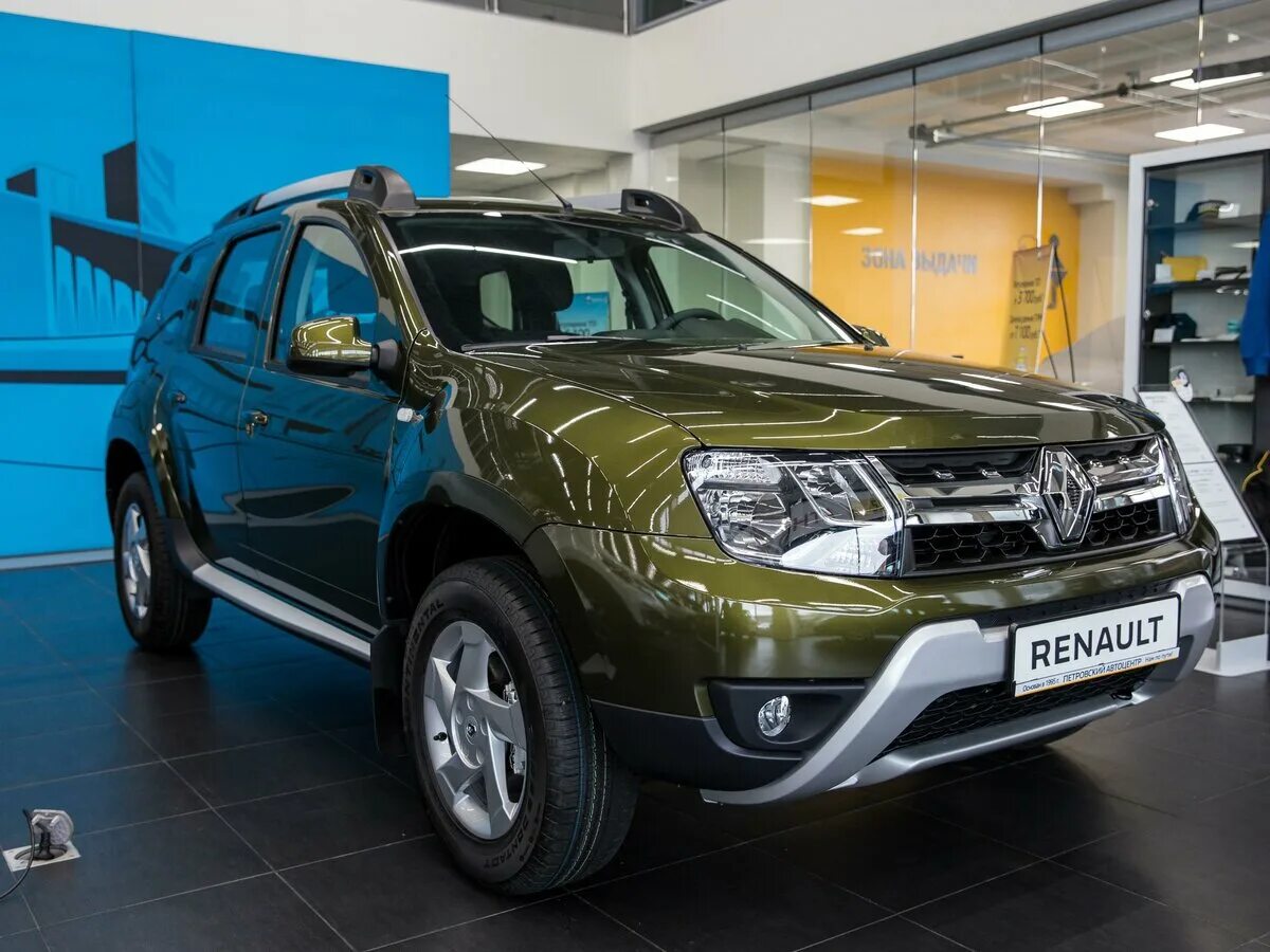 Рено дастер с пробегом полный привод. Renault Duster. Duster Renault Duster. Renault Duster 2019. Renault Duster 2018 зеленый.