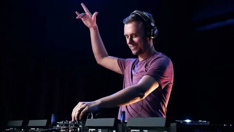 Музыка van buuren