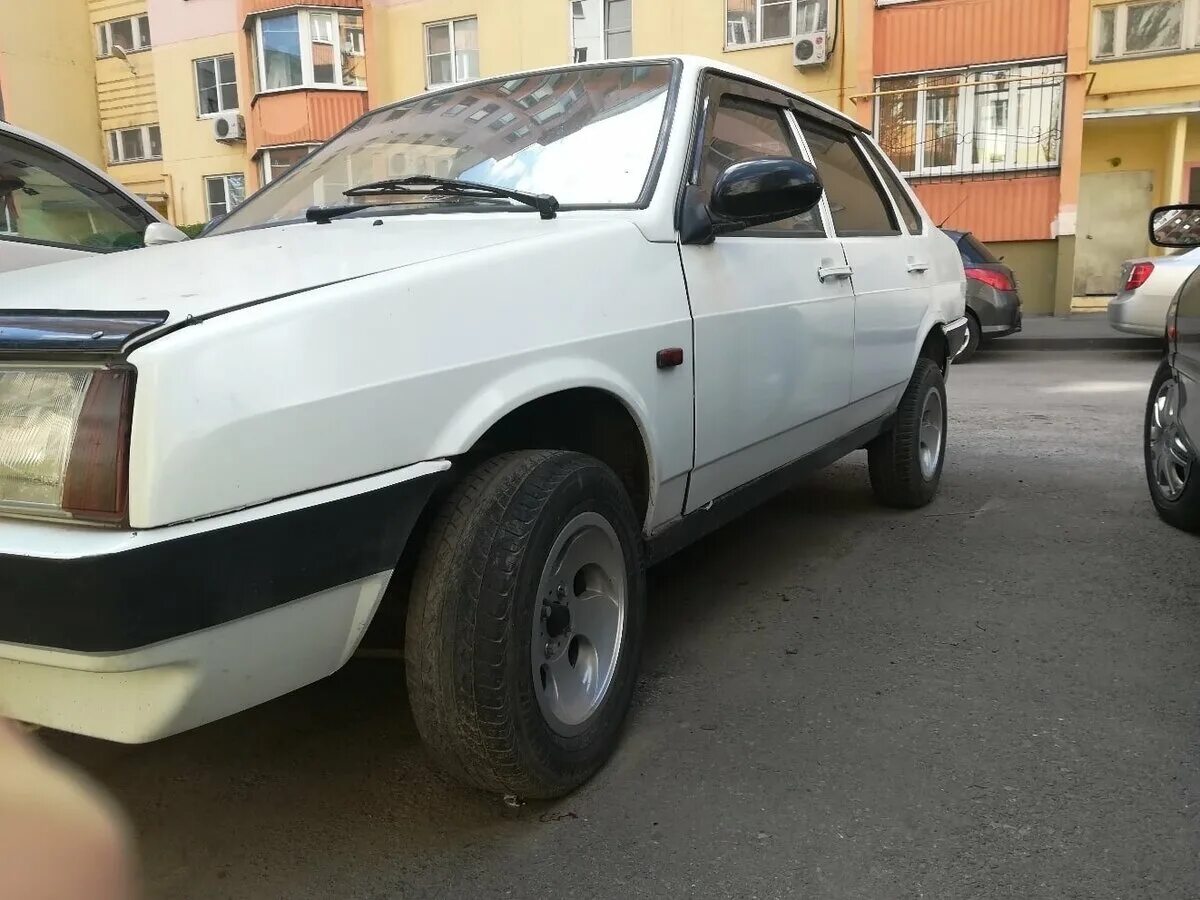 Авито таганрог машины. ВАЗ 1994 года. Авто 1994 года. Машина похожая на 09 1994 года. ВАЗ 1994 года выпуска.