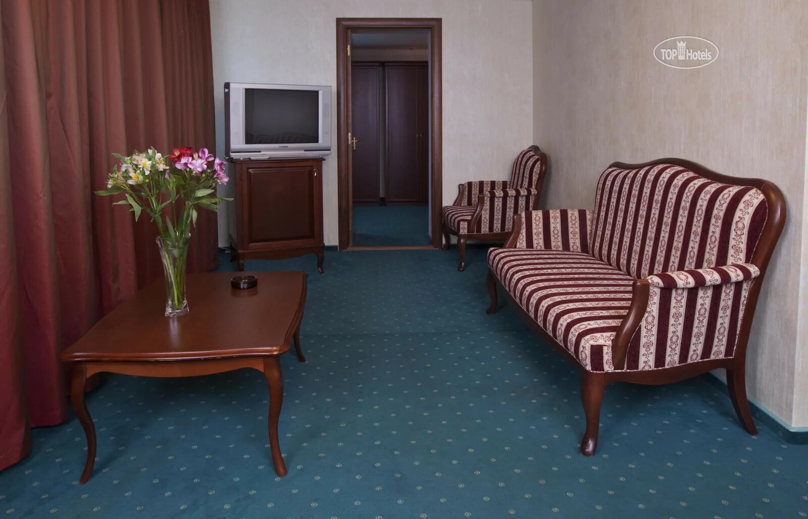 Виаджио калуга гостиница. Гостиница калуга в калуге. Гостиница калуга в калуге. Калуга 21 гостиница. Лучший отель калуги.