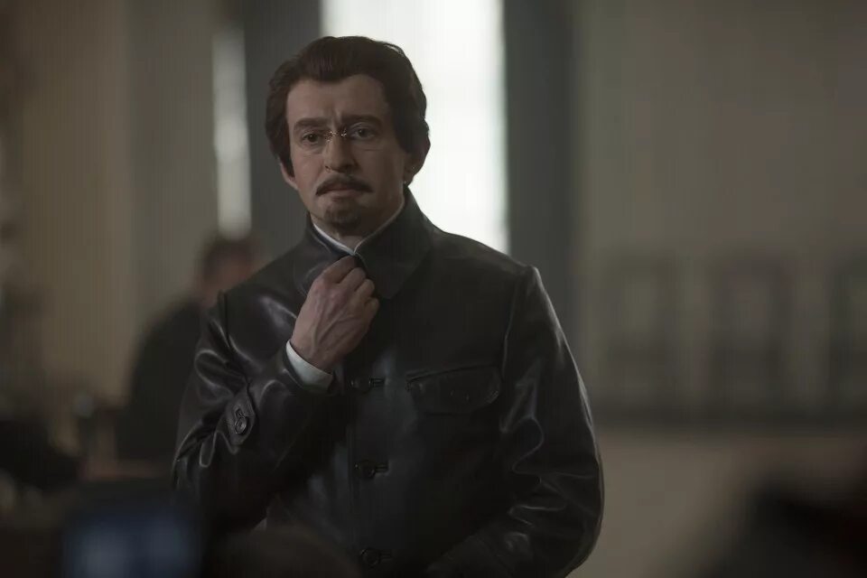 Хабенский играет троцкого. Хабенский играет троцкого. Хабенский играет троцкого. Хабенский играет троцкого. Хабенский играет троцкого.