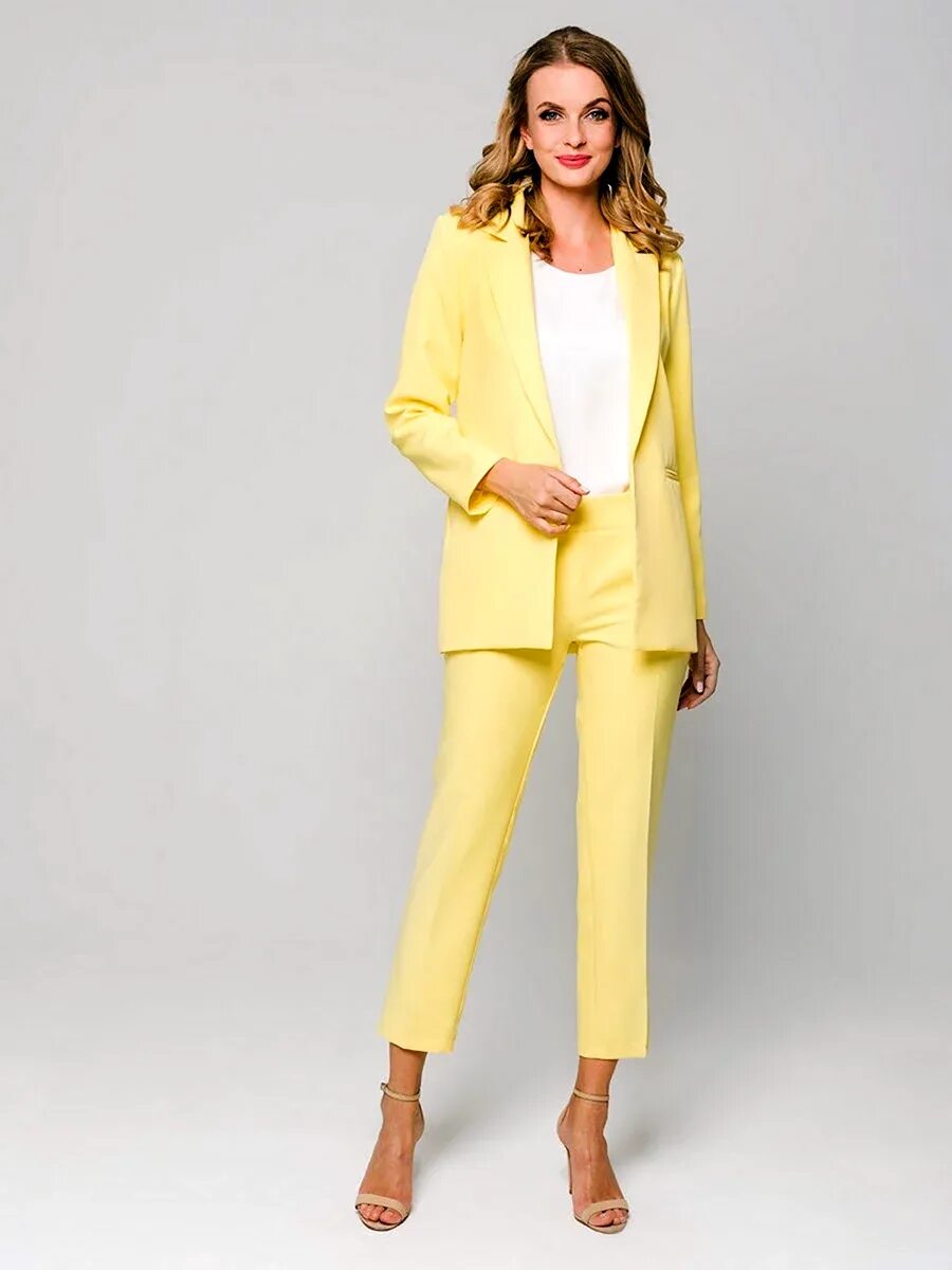Escada Spring 2013 Ready-to-Wear Collection - Vogue Fashion, Fashion week, Fashi