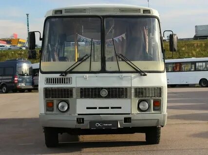 Автобус спереди