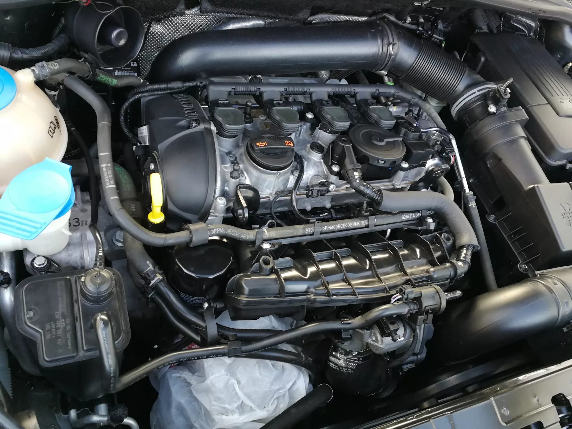 1.8 tsi шкода двигатели. Мотор 1.8 tsi 152. мотор шкода йети 1.8 турбо. двигатель шкода 1.8 турбо. двигатель skoda octavia 1.8 tsi.