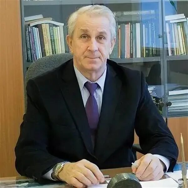 директор научного института